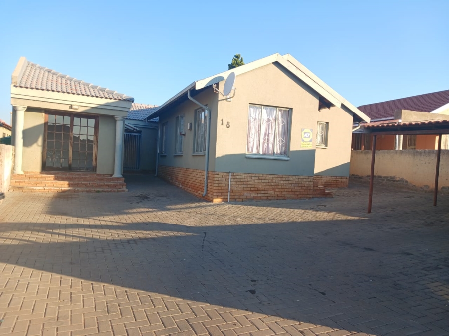 3 Bedroom Property for Sale in Tlhabane West North West